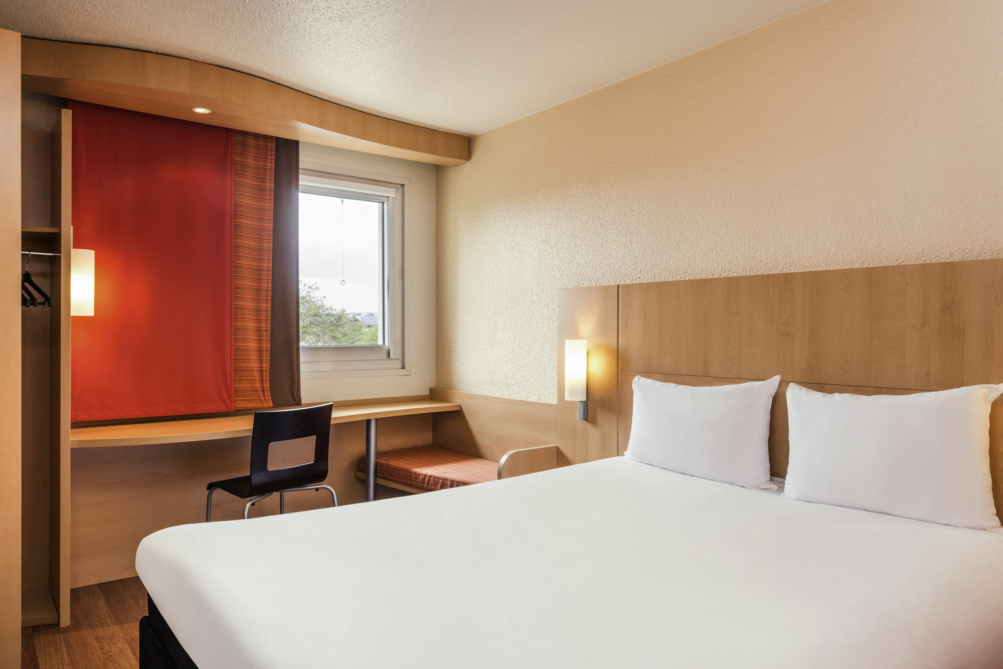 Hotel Ibis Pontoise Le Port Cergy-Pontoise